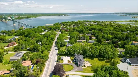 567 Bristol Ferry Road Portsmouth RI 02871