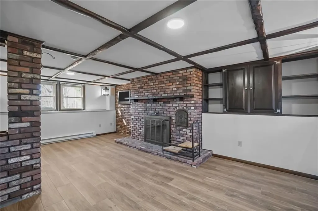 1 Tiffany Drive Cumberland RI 02864