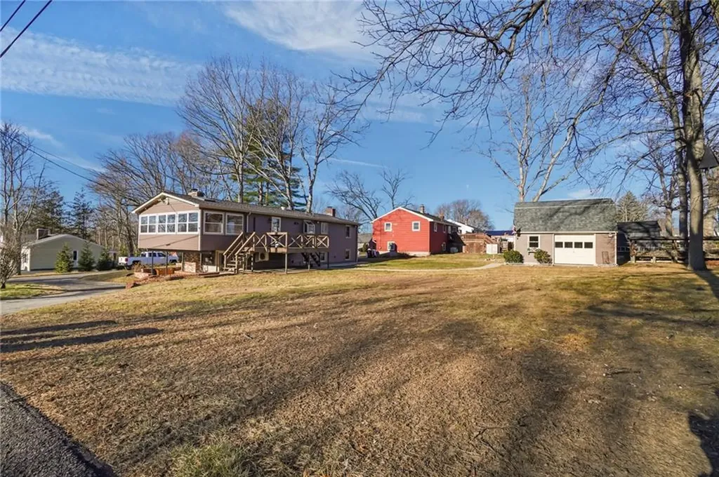 1 Tiffany Drive Cumberland RI 02864