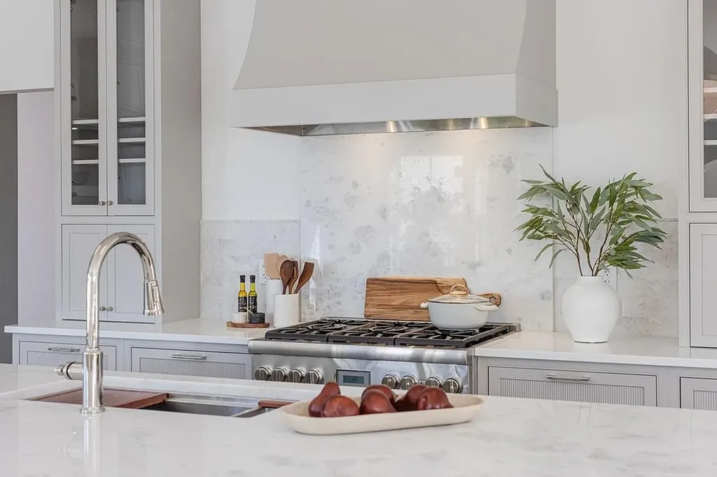 84 Allston Avenue Middletown RI 02842