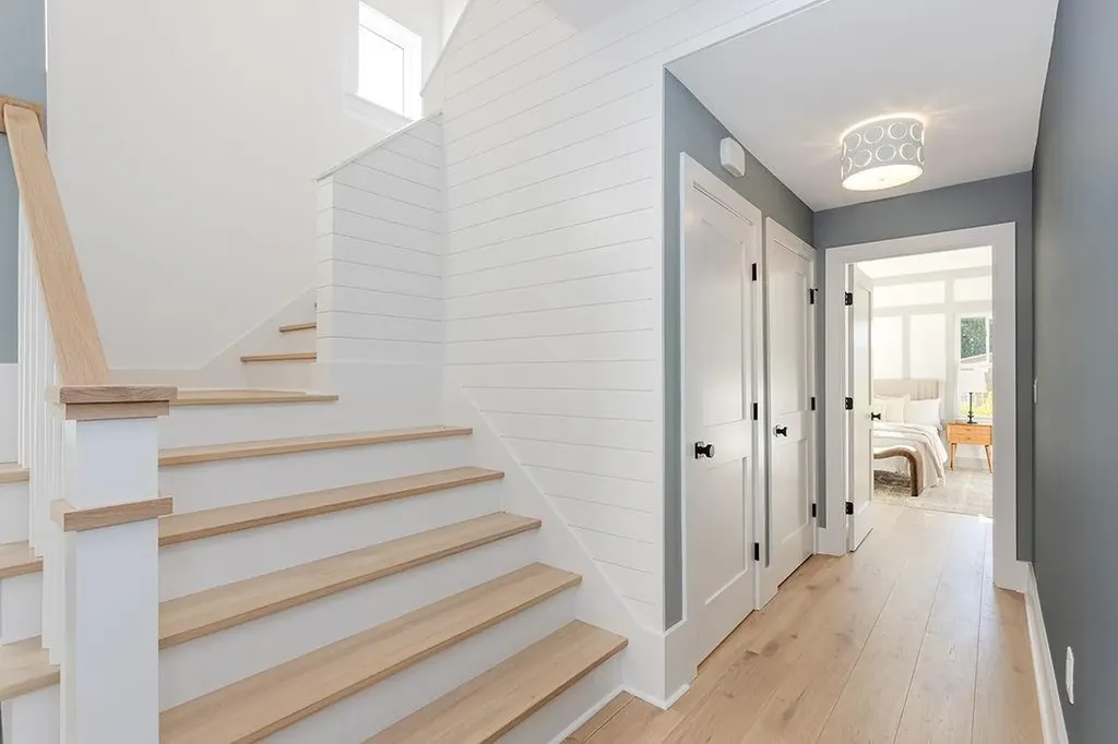 84 Allston Avenue Middletown RI 02842