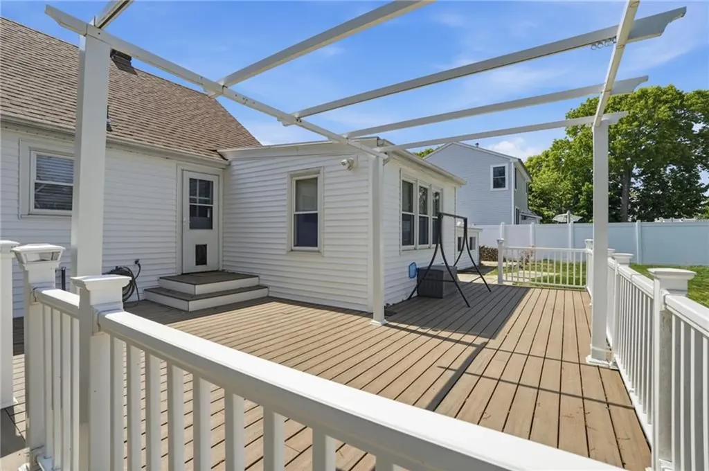 50 Pera Street Warwick RI 02886
