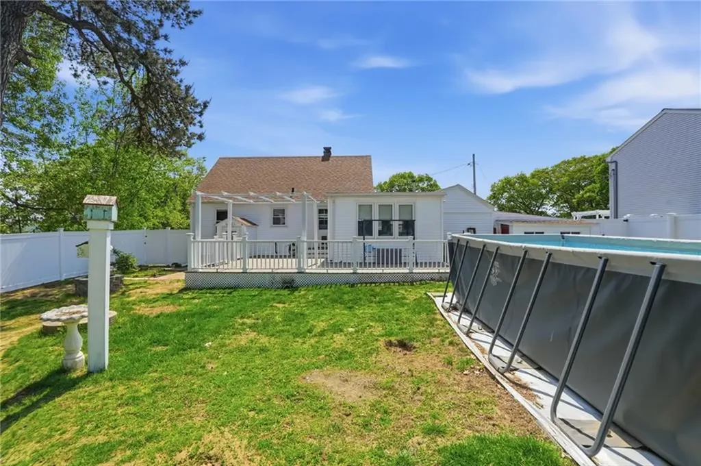 50 Pera Street Warwick RI 02886
