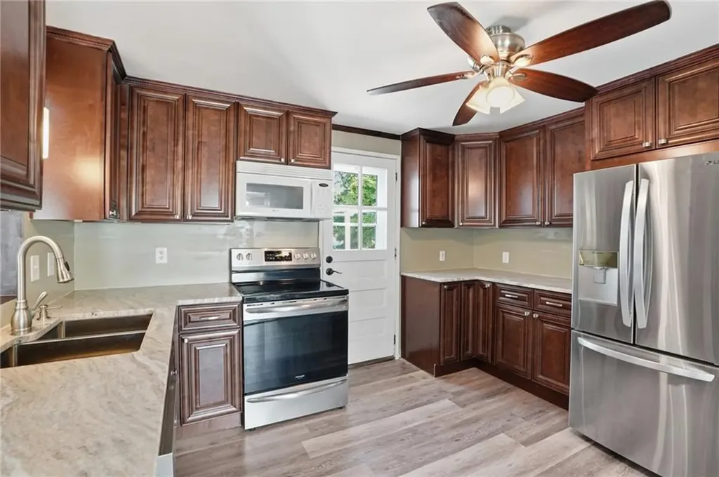 50 Pera Street Warwick RI 02886