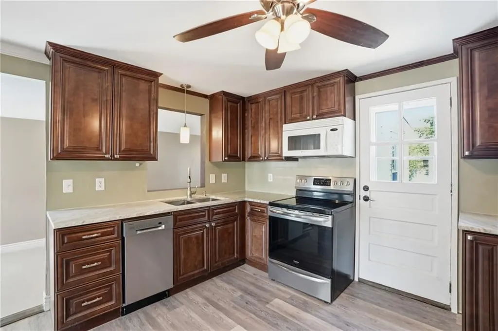 50 Pera Street Warwick RI 02886