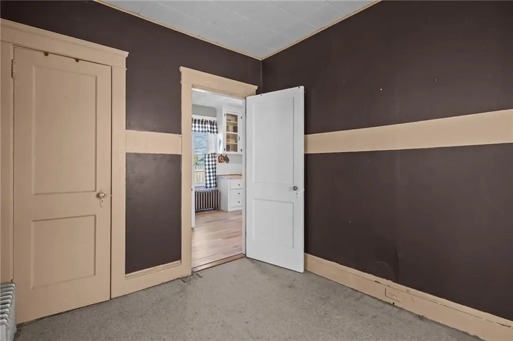 107 Wayne Street Warwick RI 02889