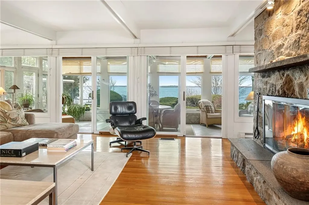 53 Shore Road Bristol RI 02809