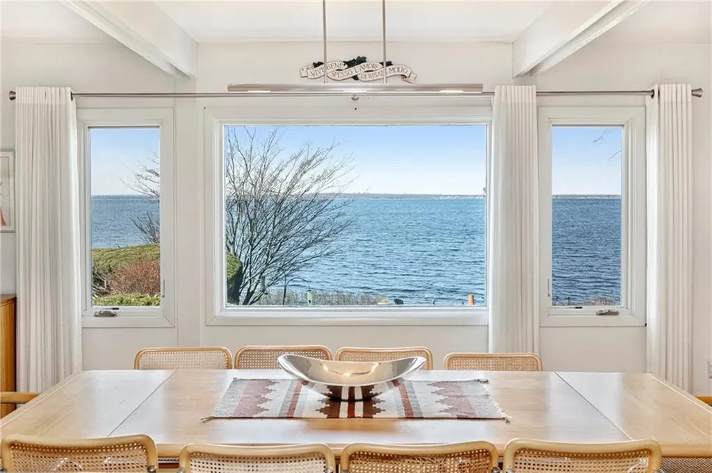 53 Shore Road Bristol RI 02809