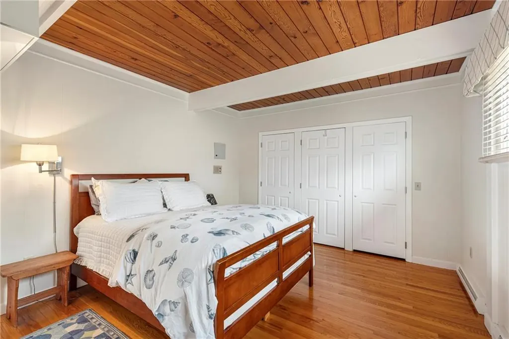 53 Shore Road Bristol RI 02809