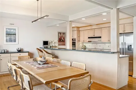 53 Shore Road Bristol RI 02809