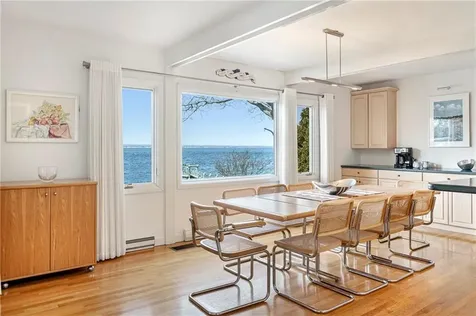 53 Shore Road Bristol RI 02809