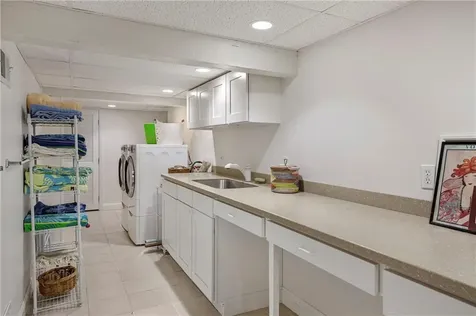 53 Shore Road Bristol RI 02809