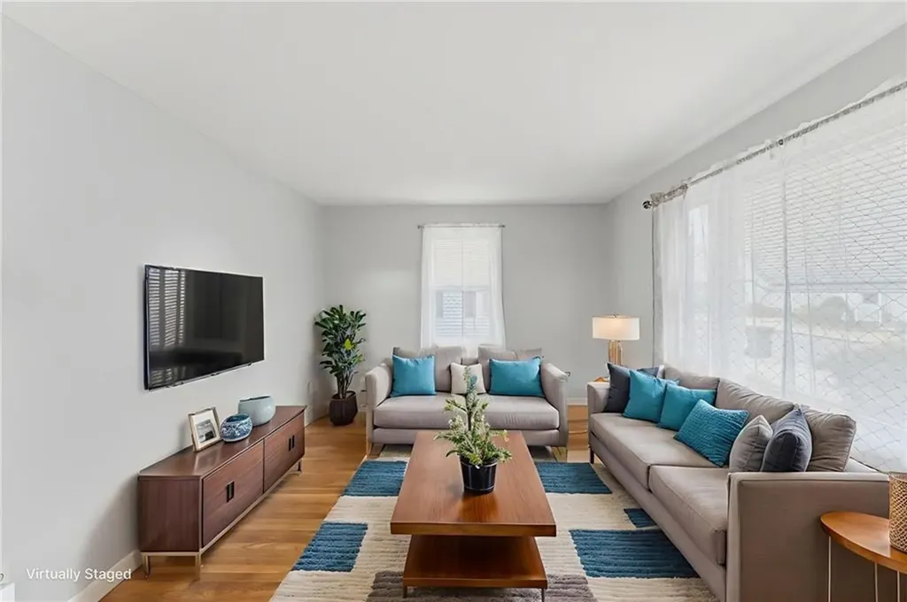 21 Webb Street Providence RI 02908