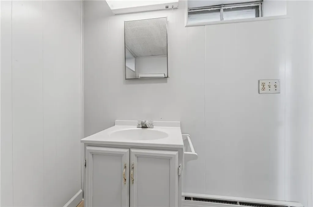 21 Webb Street Providence RI 02908