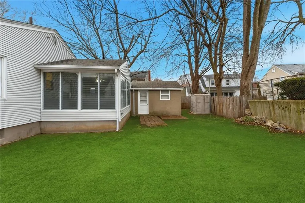 21 Webb Street Providence RI 02908