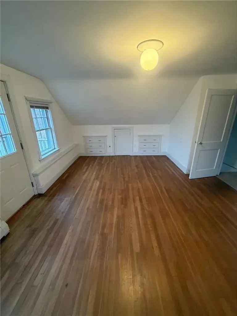 97 Floral Avenue North Kingstown RI 02852