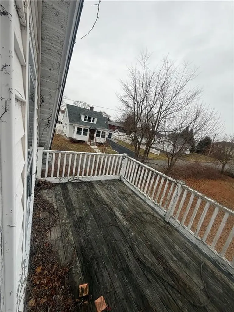 97 Floral Avenue North Kingstown RI 02852