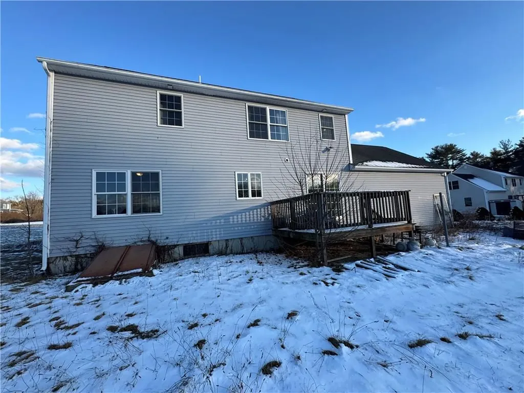 45 Pleasant View Drive Hopkinton RI 02832