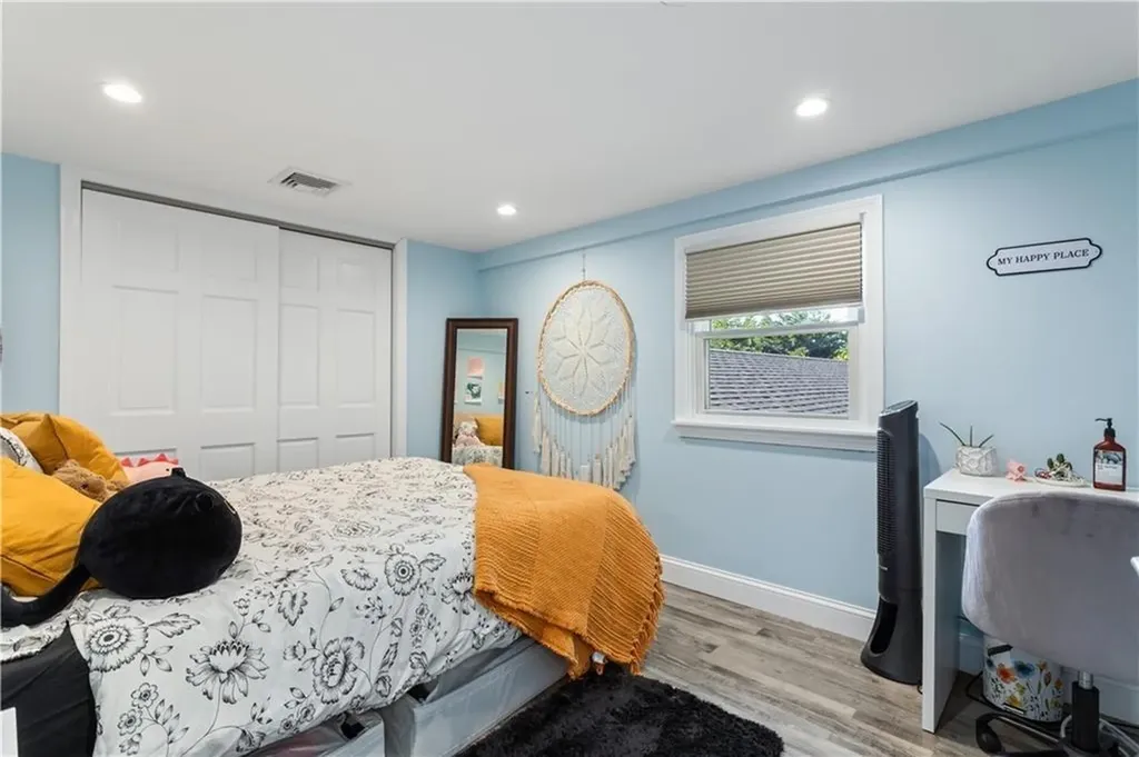 4 James Street Middletown RI 02842