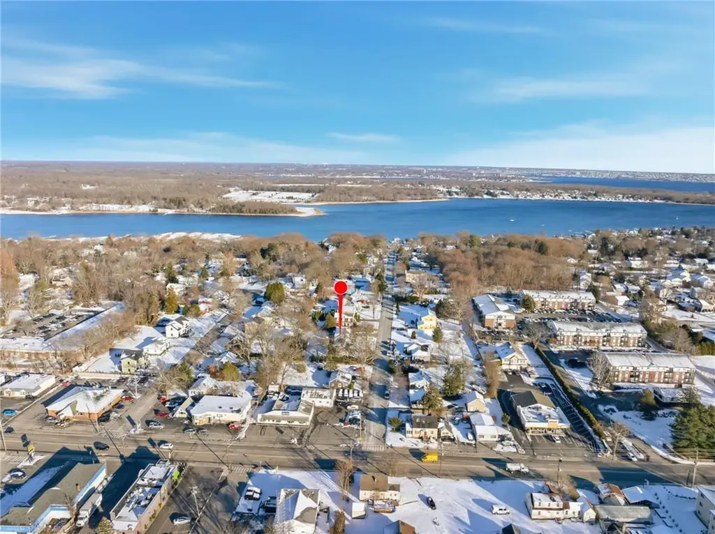 8 Harris Avenue Warren RI 02885