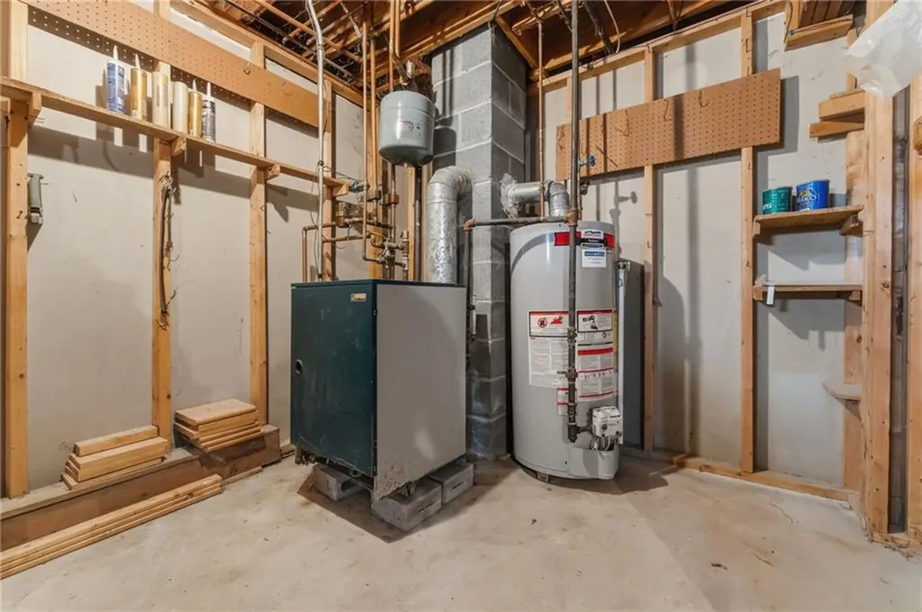 8 Harris Avenue Warren RI 02885