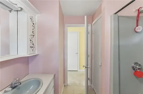 8 Harris Avenue Warren RI 02885