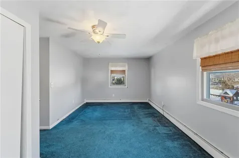 8 Harris Avenue Warren RI 02885