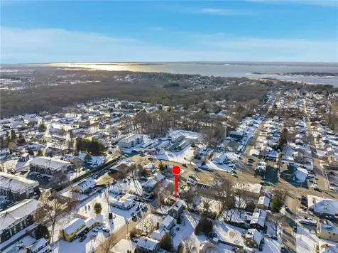 8 Harris Avenue Warren RI 02885