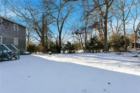 8 Harris Avenue Warren RI 02885