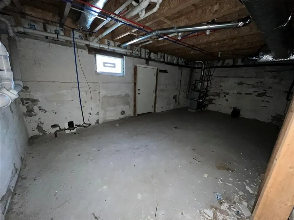 140 Lake View Road Cranston RI 02920