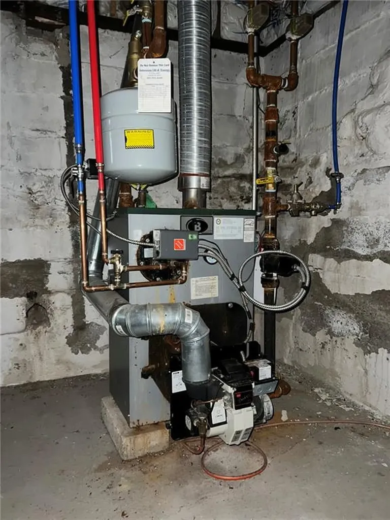 140 Lake View Road Cranston RI 02920