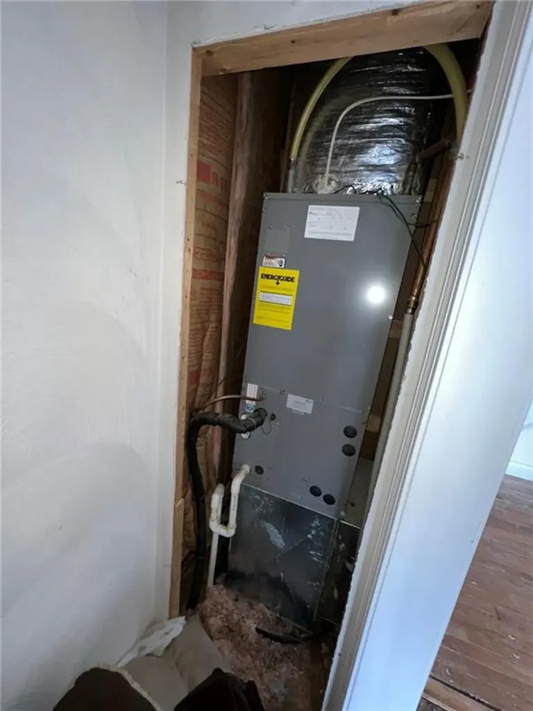 140 Lake View Road Cranston RI 02920