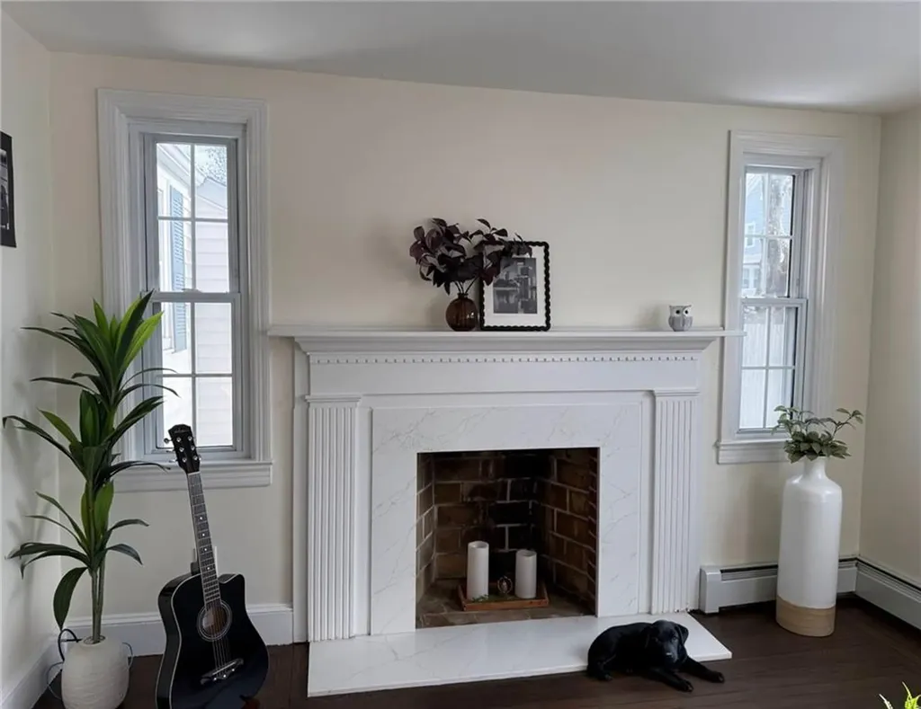 33 Moorland Avenue Providence RI 02908