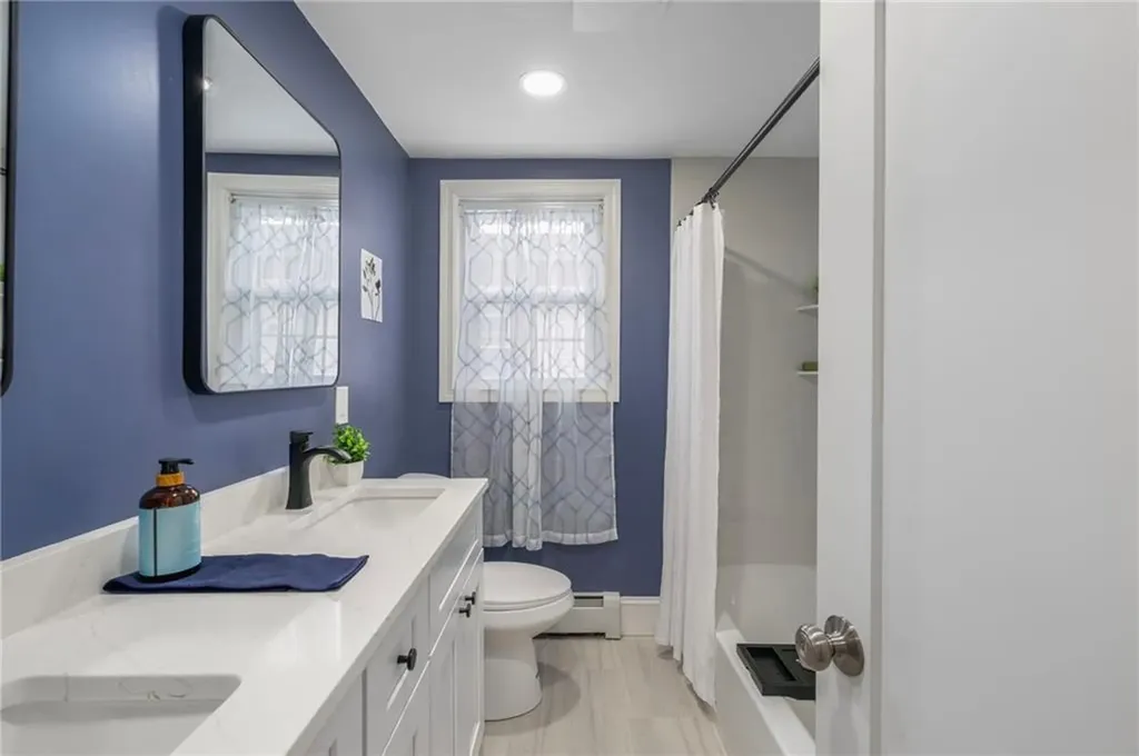 33 Moorland Avenue Providence RI 02908