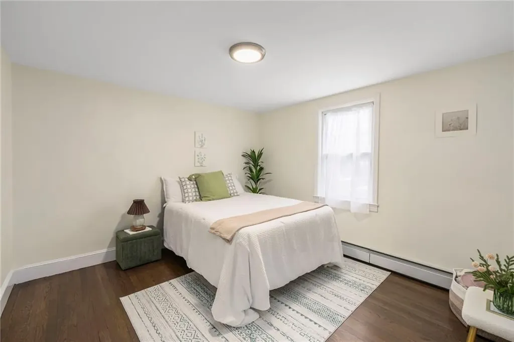 33 Moorland Avenue Providence RI 02908