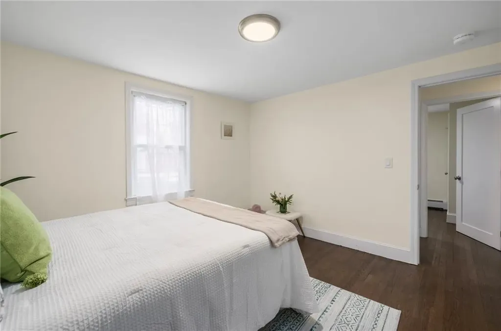 33 Moorland Avenue Providence RI 02908