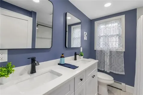 33 Moorland Avenue Providence RI 02908