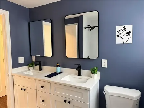 33 Moorland Avenue Providence RI 02908