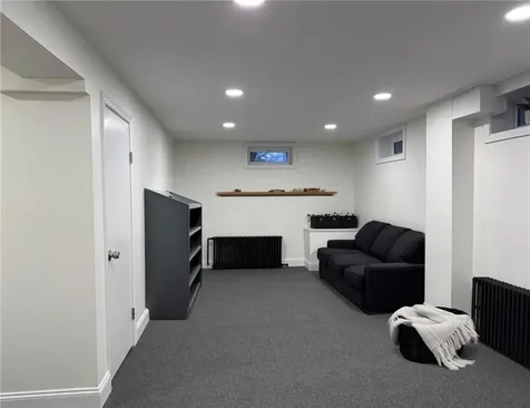 33 Moorland Avenue Providence RI 02908