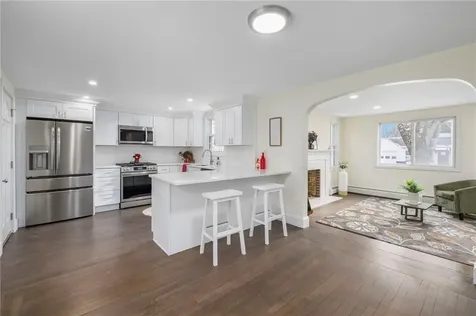 33 Moorland Avenue Providence RI 02908