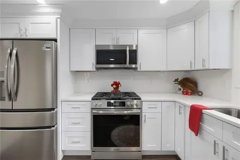 33 Moorland Avenue Providence RI 02908