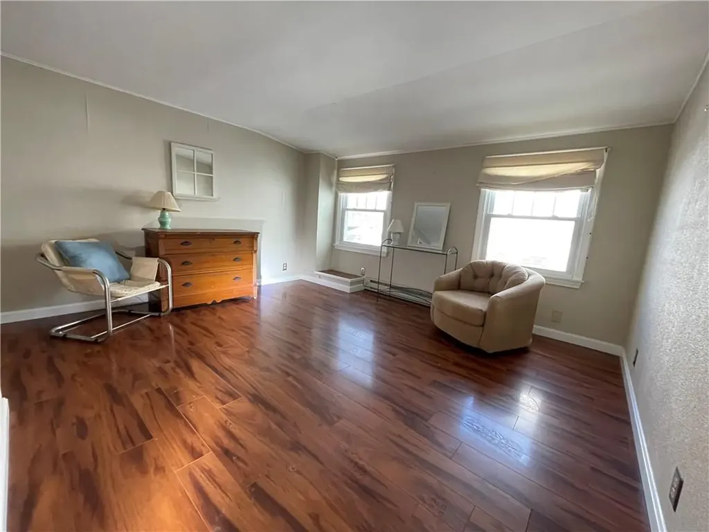 25 Elinora Street East Providence RI 02915