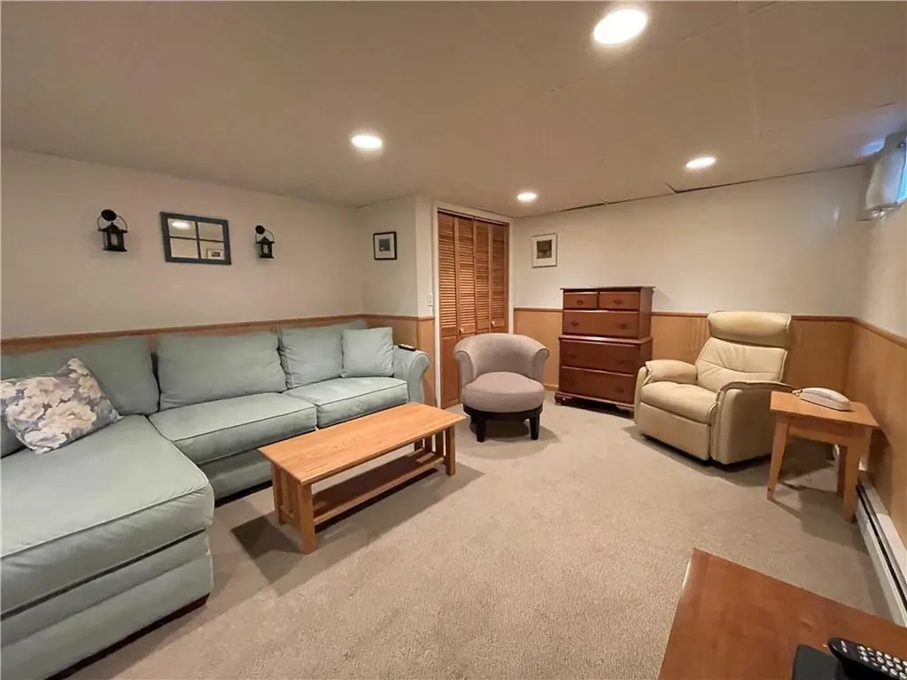 25 Elinora Street East Providence RI 02915