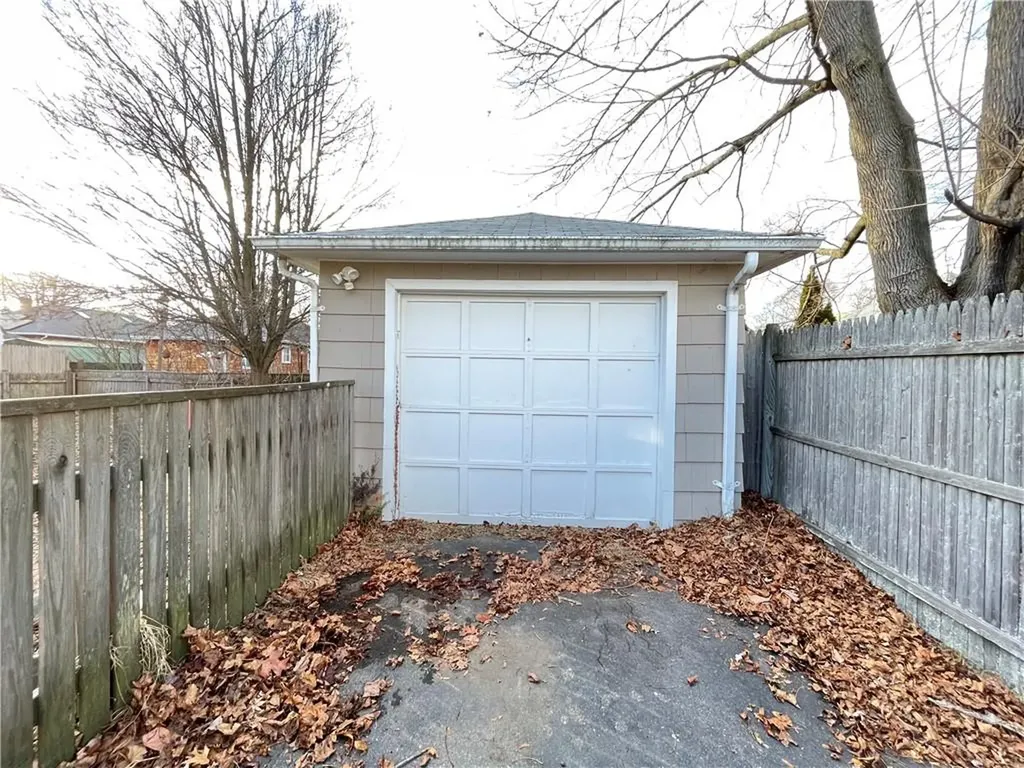 25 Elinora Street East Providence RI 02915