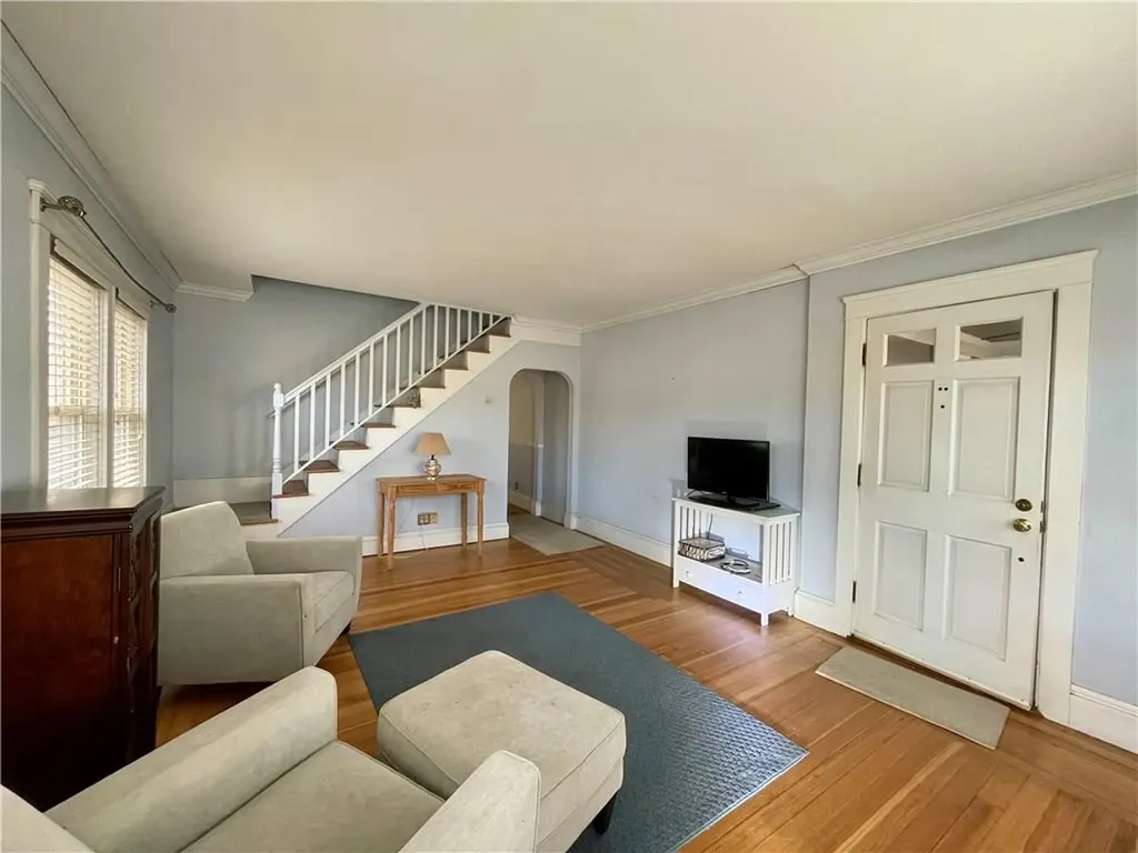 25 Elinora Street East Providence RI 02915