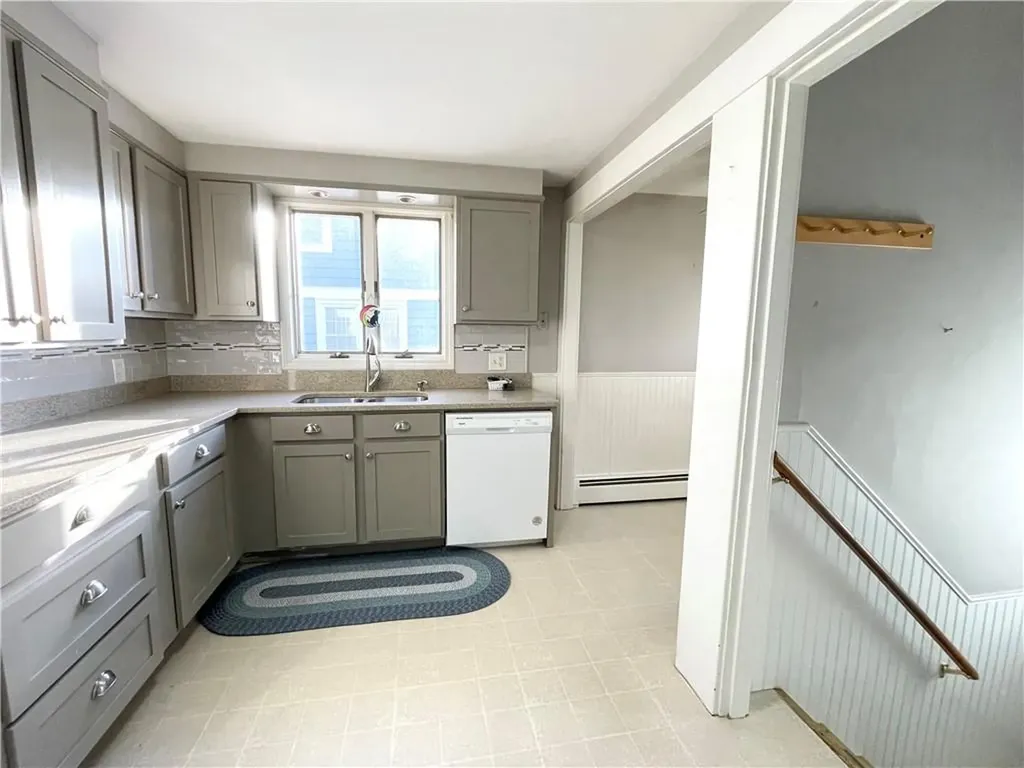 25 Elinora Street East Providence RI 02915