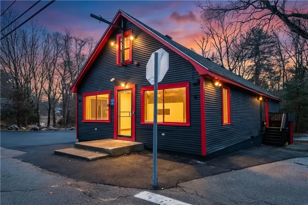 120 Danielson Pike Foster RI 02825