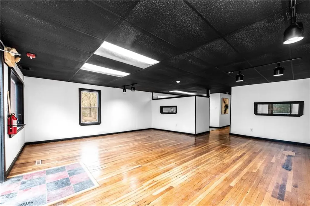 120 Danielson Pike Foster RI 02825