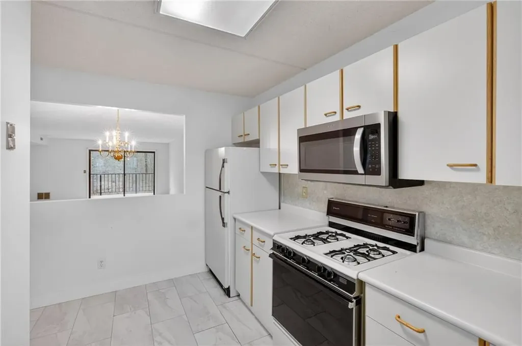 650 East Greenwich Avenue West Warwick RI 02893