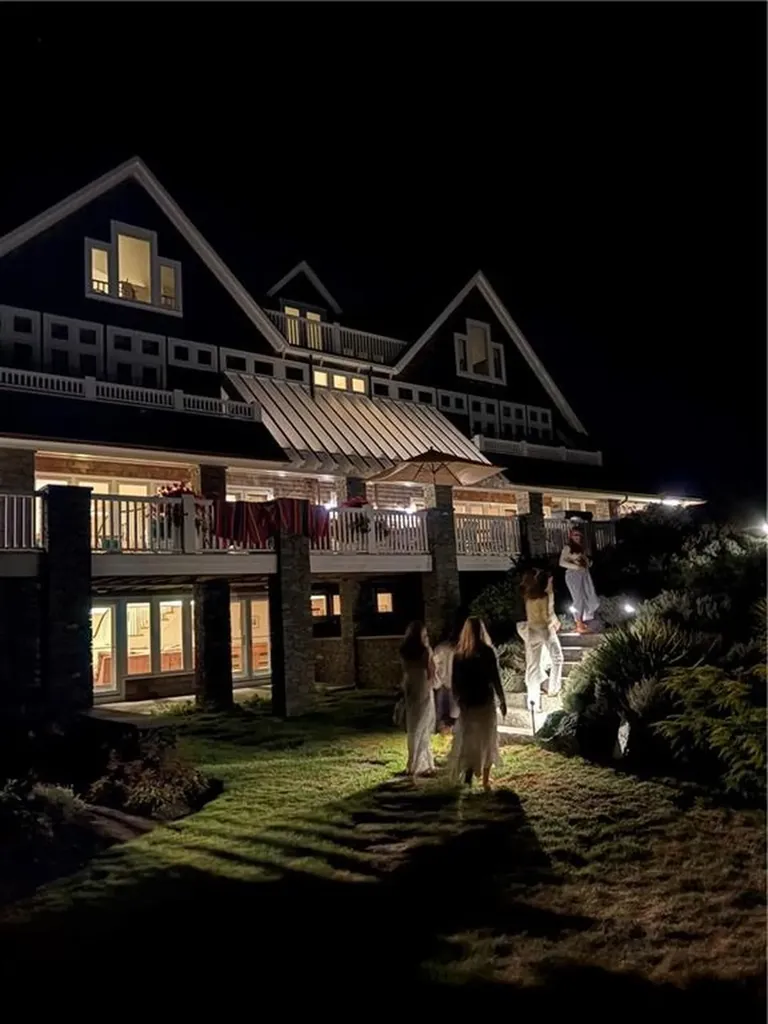 167 Walcott Avenue Jamestown RI 02835